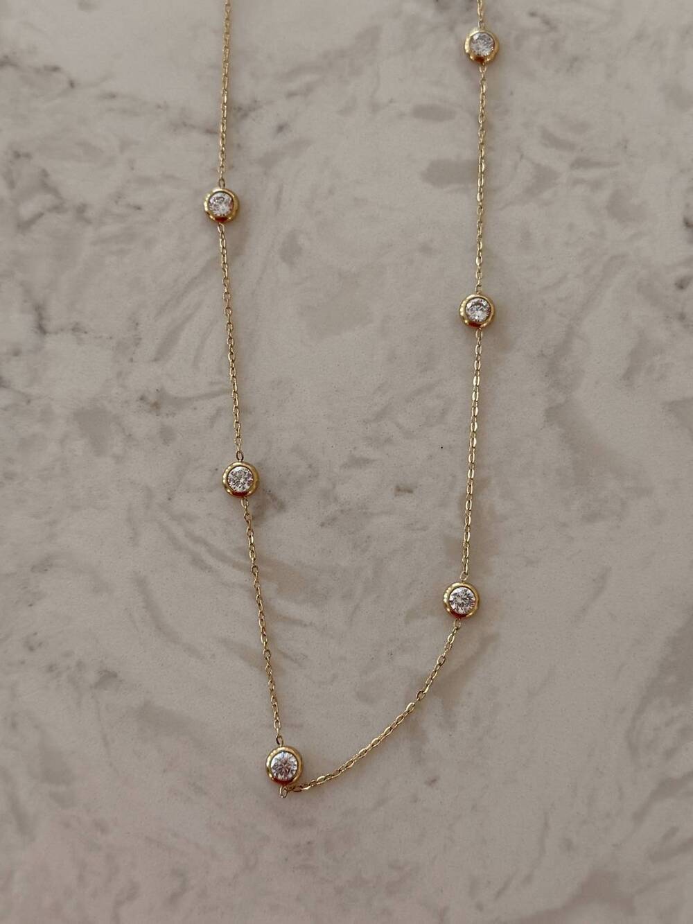 NEW CHANSUTTPEARLS women's the emmery drop chain in gold